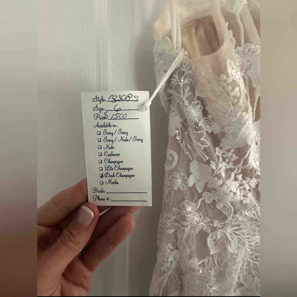 New Lace Fit & Flare Bridal Gown – Size 6 – Ivory over Dark Champagne - Picture 7 of 7